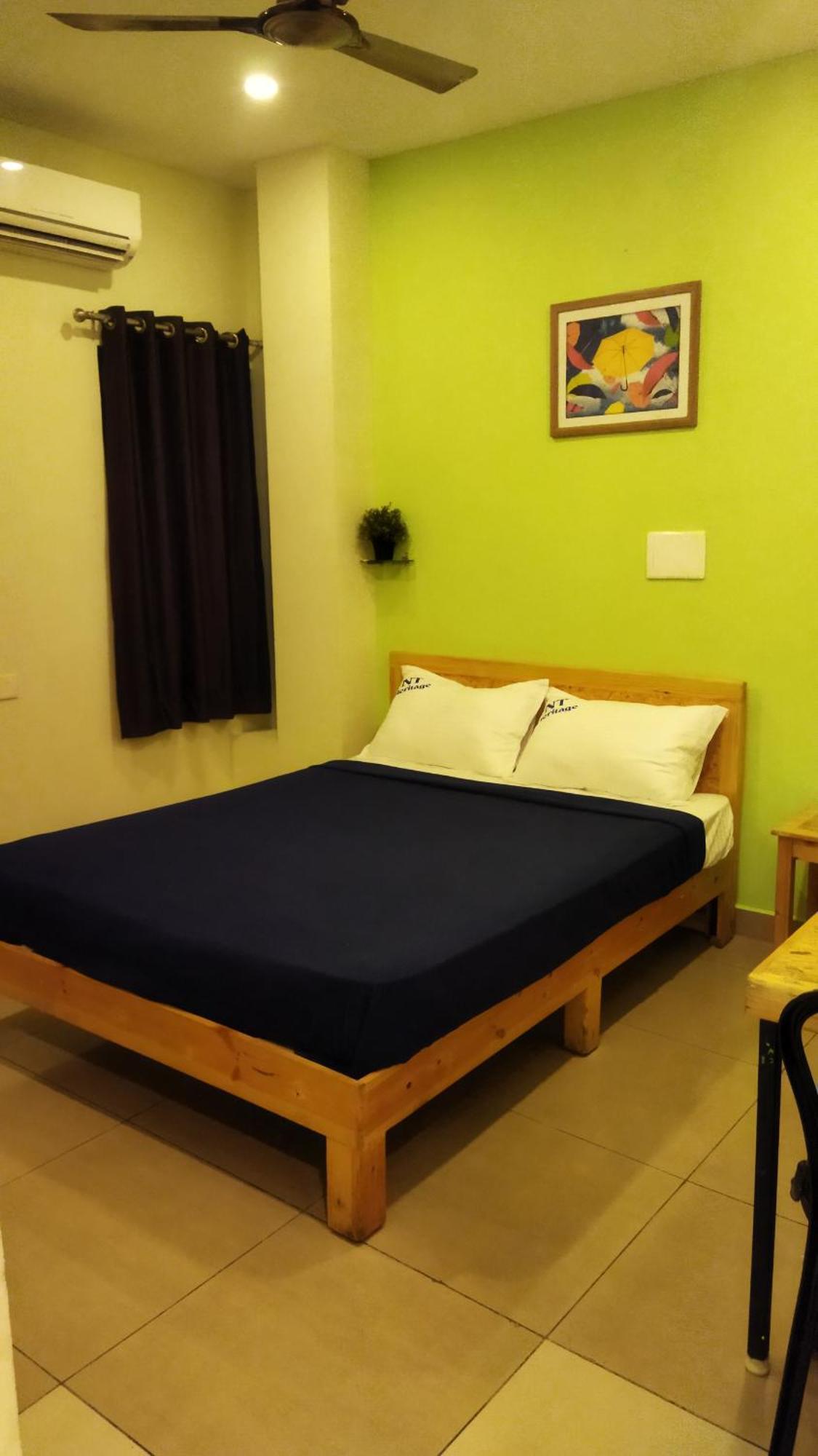 Chaplin Hotel Pondicherry Bagian luar foto
