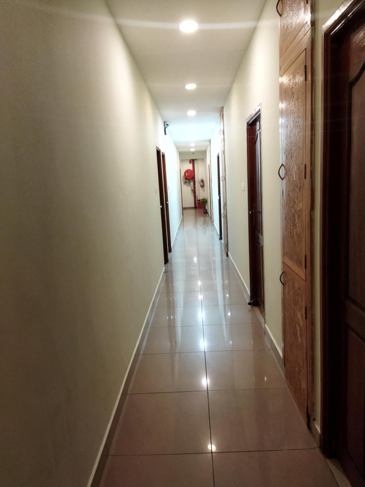 Chaplin Hotel Pondicherry Bagian luar foto