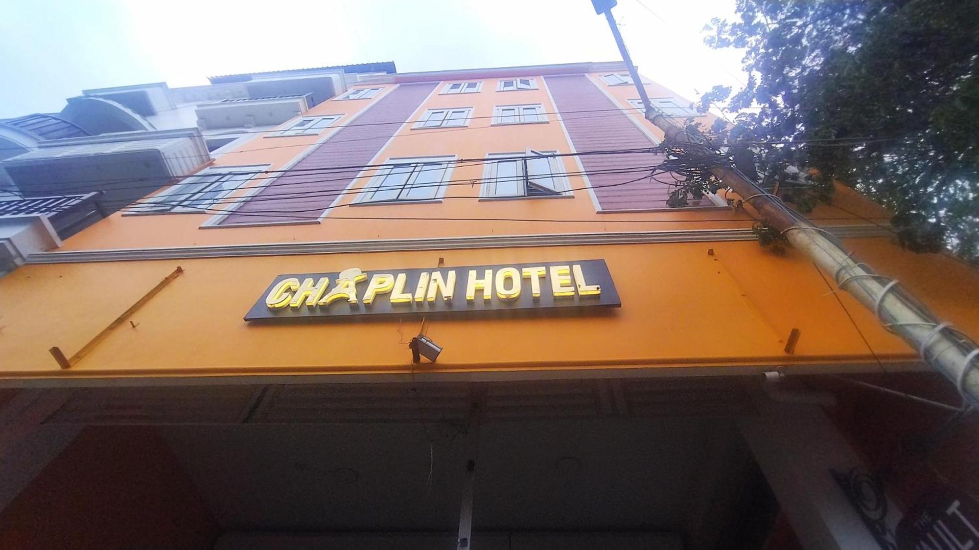 Chaplin Hotel Pondicherry Bagian luar foto