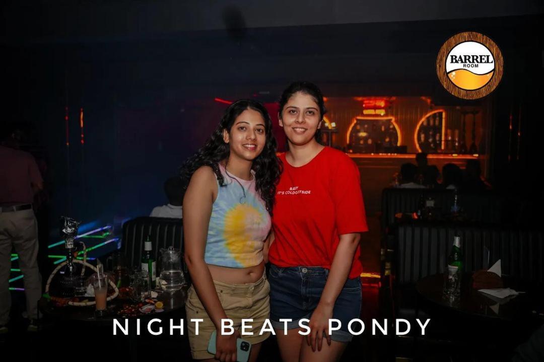 Chaplin Hotel Pondicherry Bagian luar foto